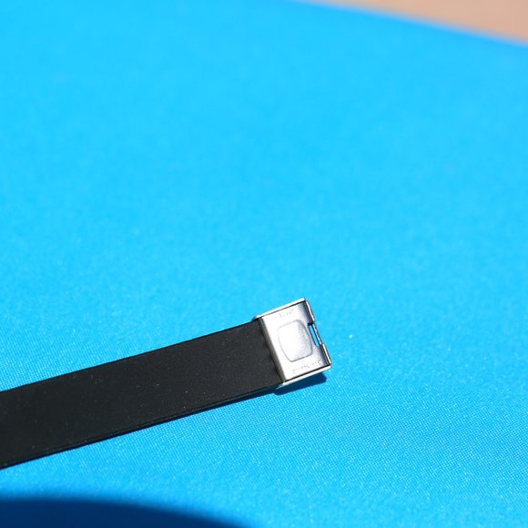 Inspirational Message:NIECE Straighten  Crown Cuff - Picture 4 of 6